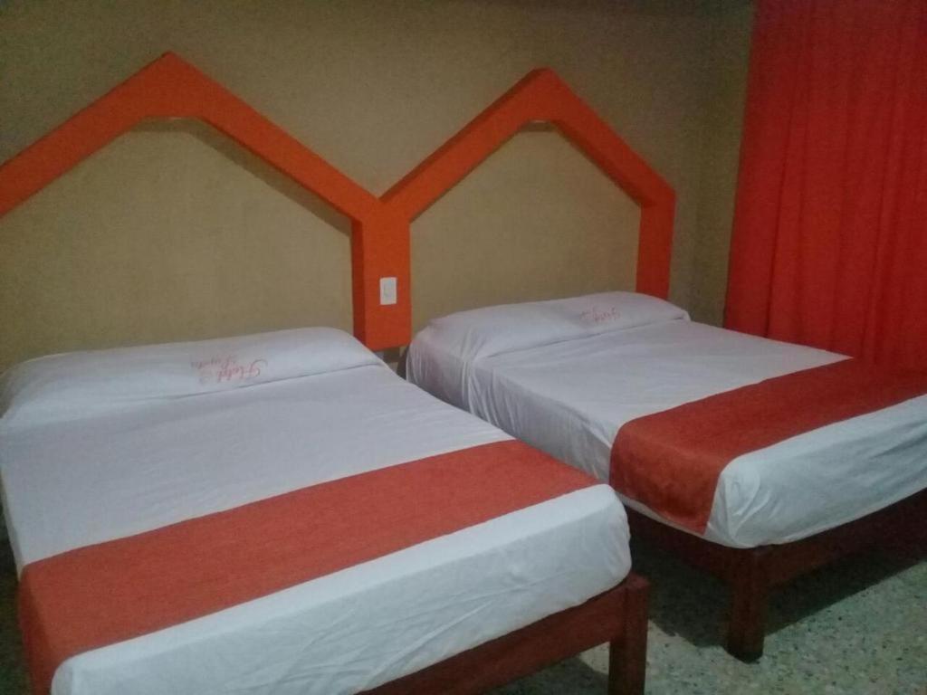 Hotel Lupita Acapulco Extérieur photo